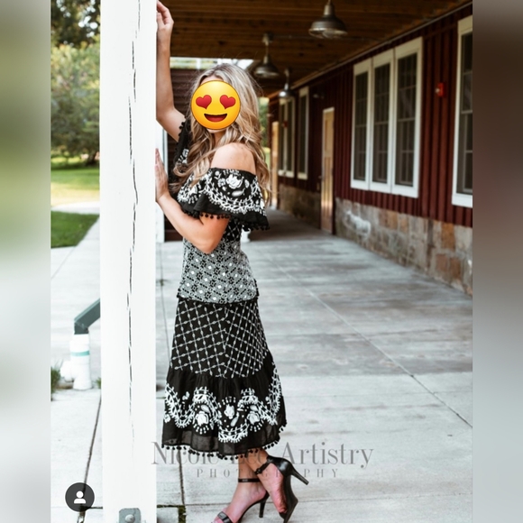 Anthropologie Marisol Off-The-Shoulder Midi Dress - Picture 2 of 15